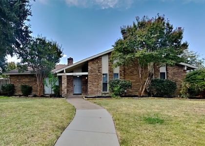 3016 Dartmouth Drive - Photo 1