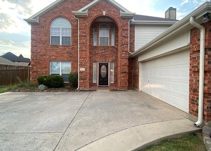 9367 Aristocrat Lane - Photo 1