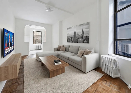 325 East 89th Street - Photo 1