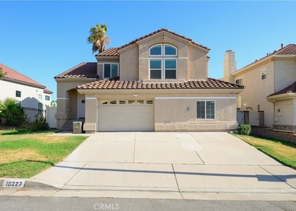 10227 Northridge - Photo 1