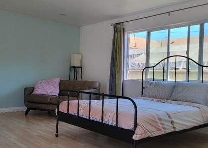 21119 La Salle - Photo 1