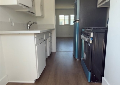 622 N Olive - Photo 1