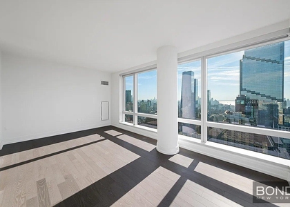 Tenth Avenue - Photo 1