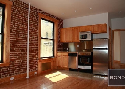 East 52nd Street - Photo 1