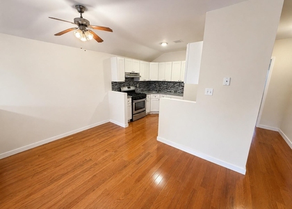 16221 N Conduit Avenue - Photo 1