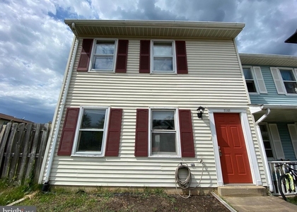 5145 Cottonwood Court - Photo 1