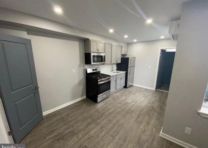1122 Gerritt Street - Photo 1