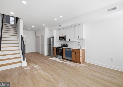 2126 N Percy Street - Photo 1