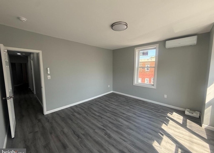 2600 S 6th Street - Photo 1