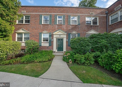 500 E Lancaster Avenue - Photo 1