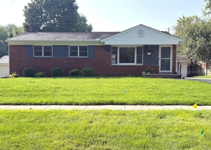 3652 Inverness Street - Photo 1