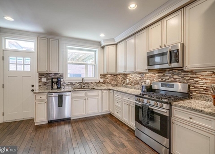 631 S Eaton Street - Photo 1