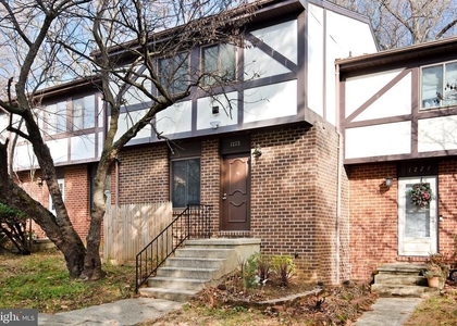 1225 Driftwood Court - Photo 1