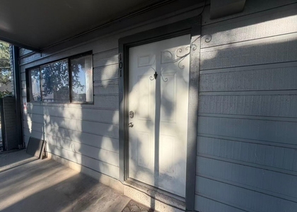 803 W 28th St - Photo 1