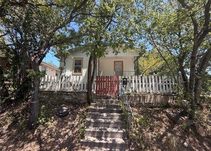 1203 Olander St - Photo 1