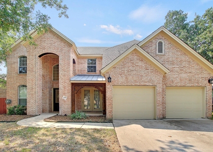140 Fairwood Dr - Photo 1