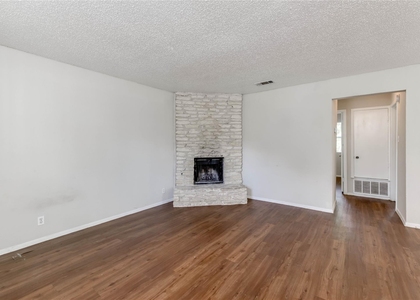 11907 Alpheus Ave - Photo 1