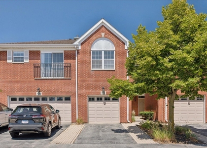 1116 Kensington Drive - Photo 1