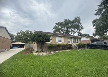 27 W 155th Place - Photo 1