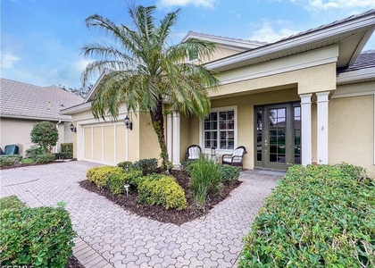 3290 Shady Bend Way - Photo 1