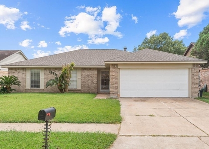 19511 Westhaven Drive - Photo 1