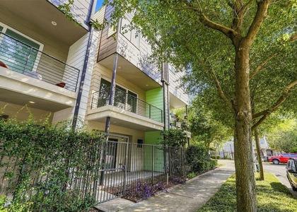 2817 St Emanuel Street - Photo 1