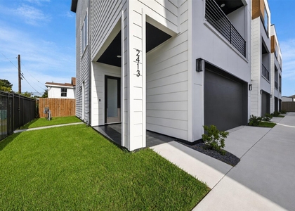 2421 Harrington Street - Photo 1
