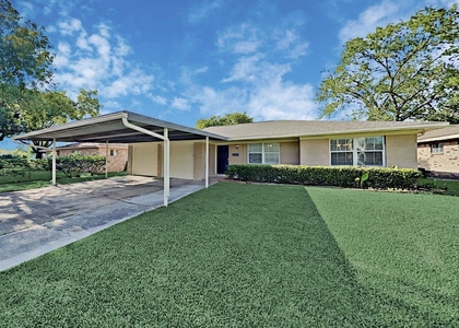 2705 Coy Drive - Photo 1