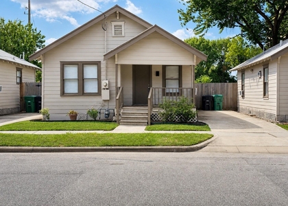 2814 Saint Emanuel Street - Photo 1