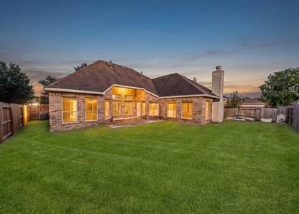 20003 Cypresswood Square - Photo 1