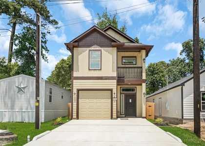 16936 W Ivanhoe - Photo 1