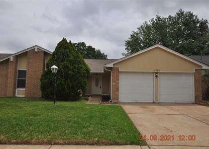 2706 Sunbird Drive - Photo 1