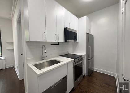 West 11 Street - Photo 1