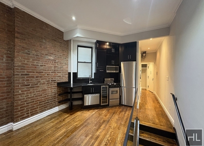 Mott St - Photo 1