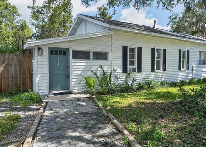 325 S 2nd Street - Photo 1