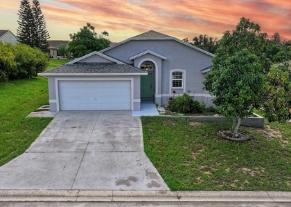 214 Monaco Drive - Photo 1