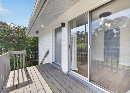 118 W America Street - Photo 1