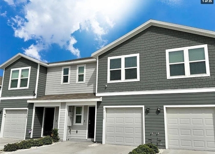 8229 Sw 67th Avenue - Photo 1