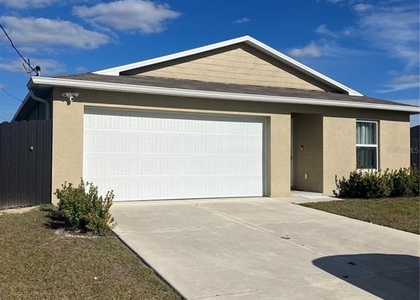 4109 Ne 20th Place - Photo 1
