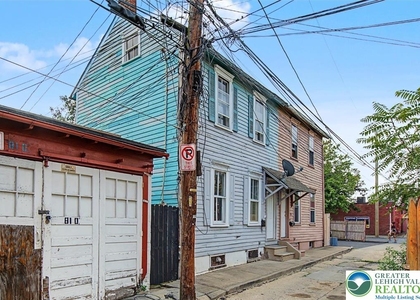 507 N Refwal Street - Photo 1