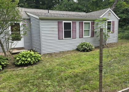 26 Seagraves Road - Photo 1