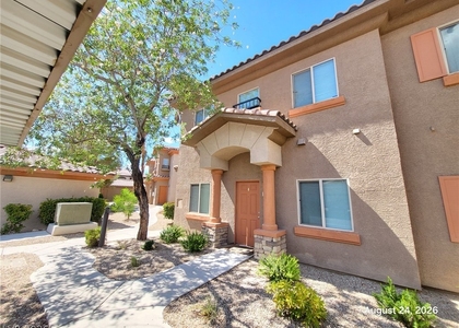 7701 W Robindale Road - Photo 1