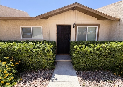 328 Linn Lane - Photo 1