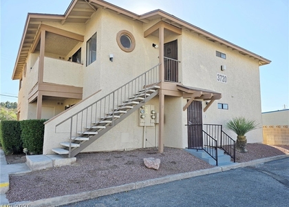 3720 Snorkel Circle - Photo 1