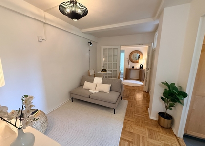 STUYVESANT TOWN - Photo 1
