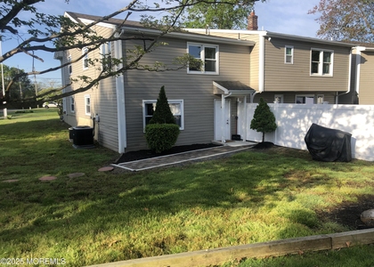 12 Johnson Street - Photo 1