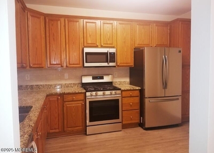 339 Saint Andrews Place - Photo 1