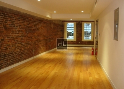 South William Street - Photo 1