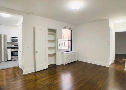 West 12 Street - Photo 1
