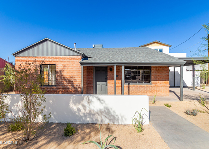 1332 E Diamond Street - Photo 1